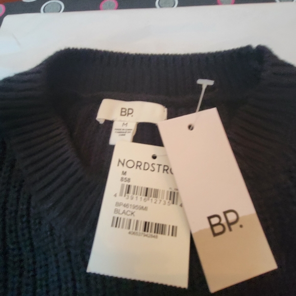 BP Black Cable Knit Sweater, Crew Neck, Size Medium, NWT - Picture 4 of 5